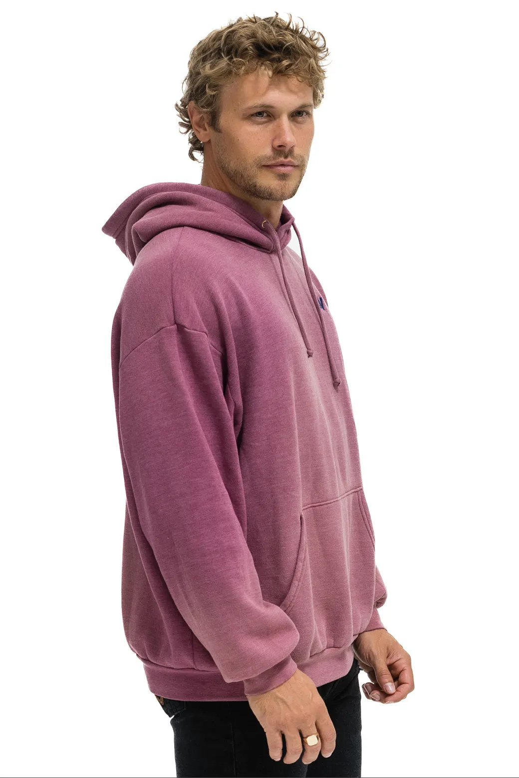 ESSENTIAL RELAXED PULLOVER HOODIE - FADED BERRY