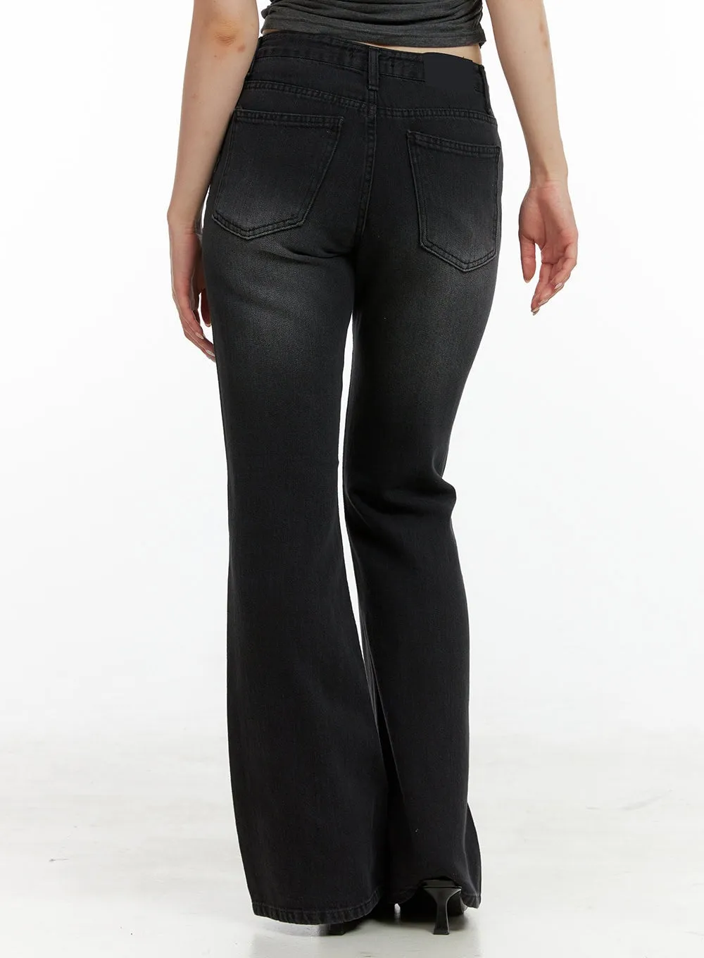 Loose Fit Bootcut Jeans CL422