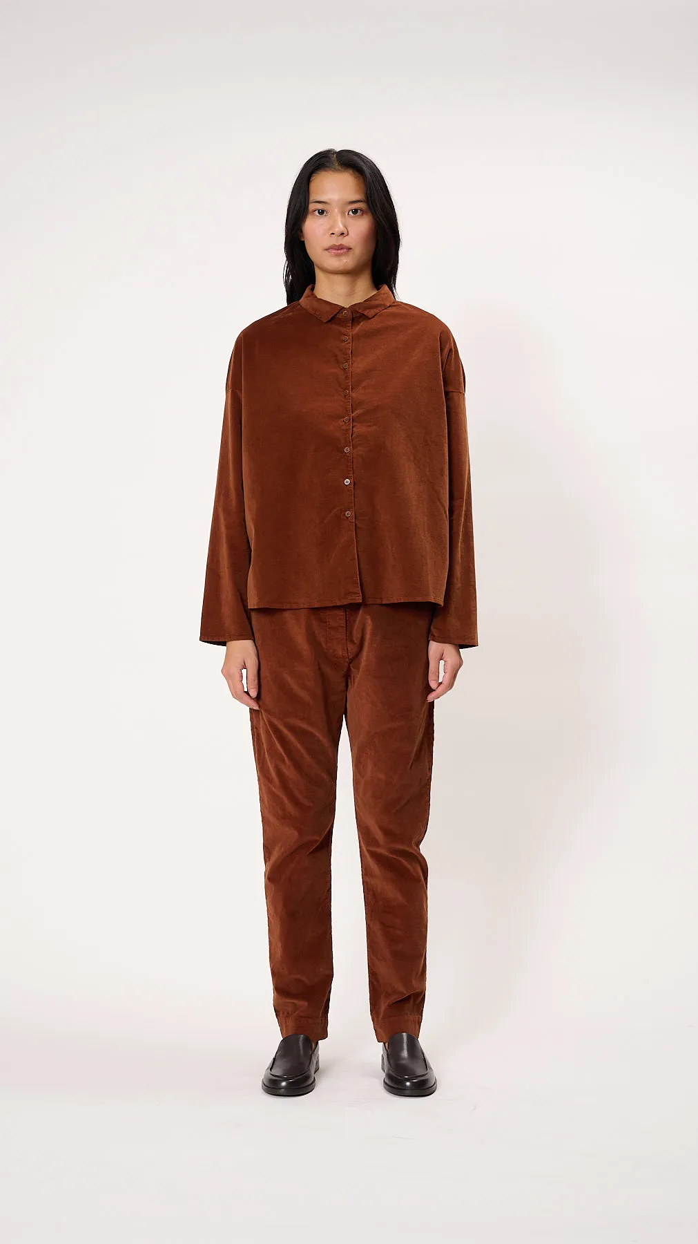 Short Collar Shirt V in Rust