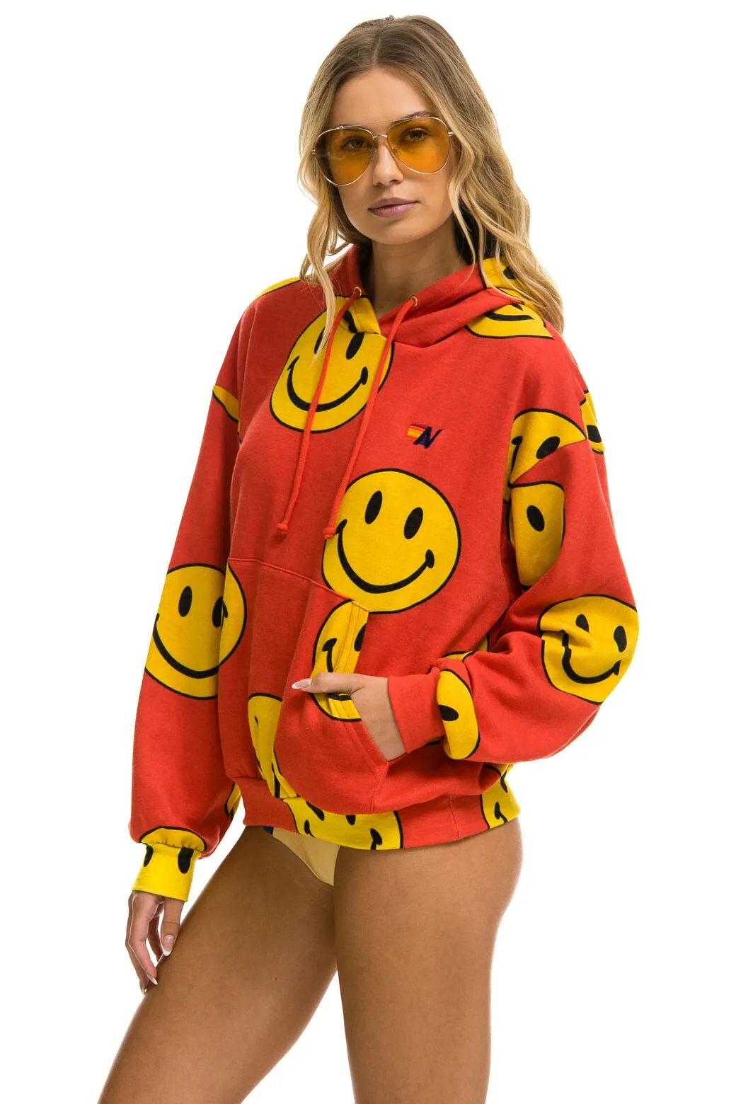 SMILEY REPEAT RELAXED PULLOVER HOODIE - RED