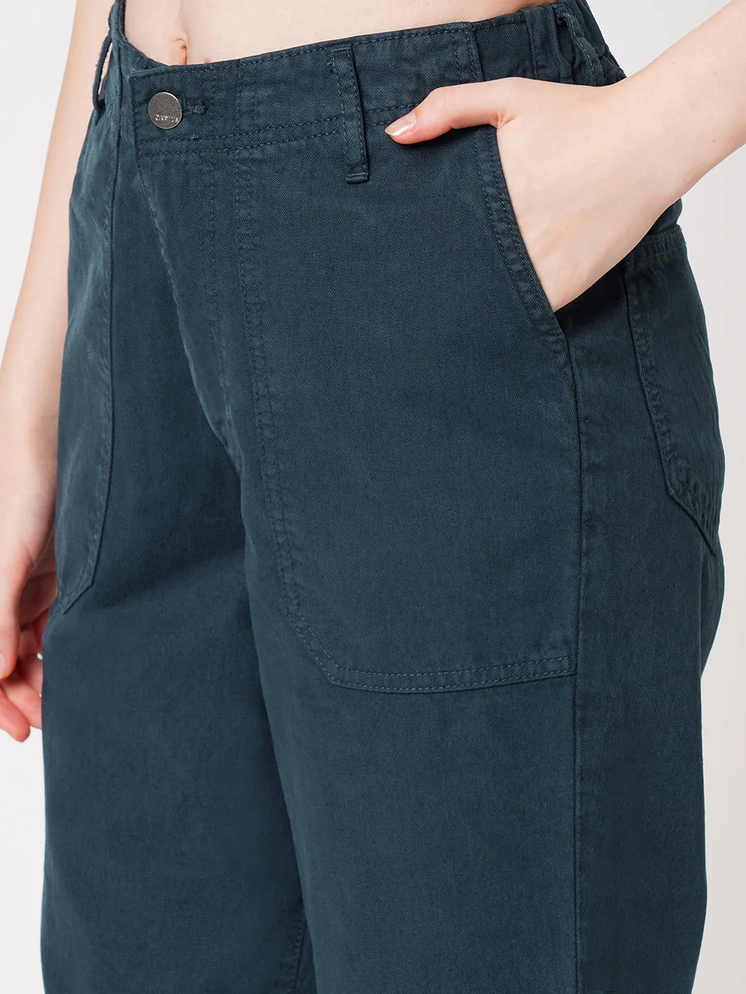 Women High-Rise Loose Straight Jeans